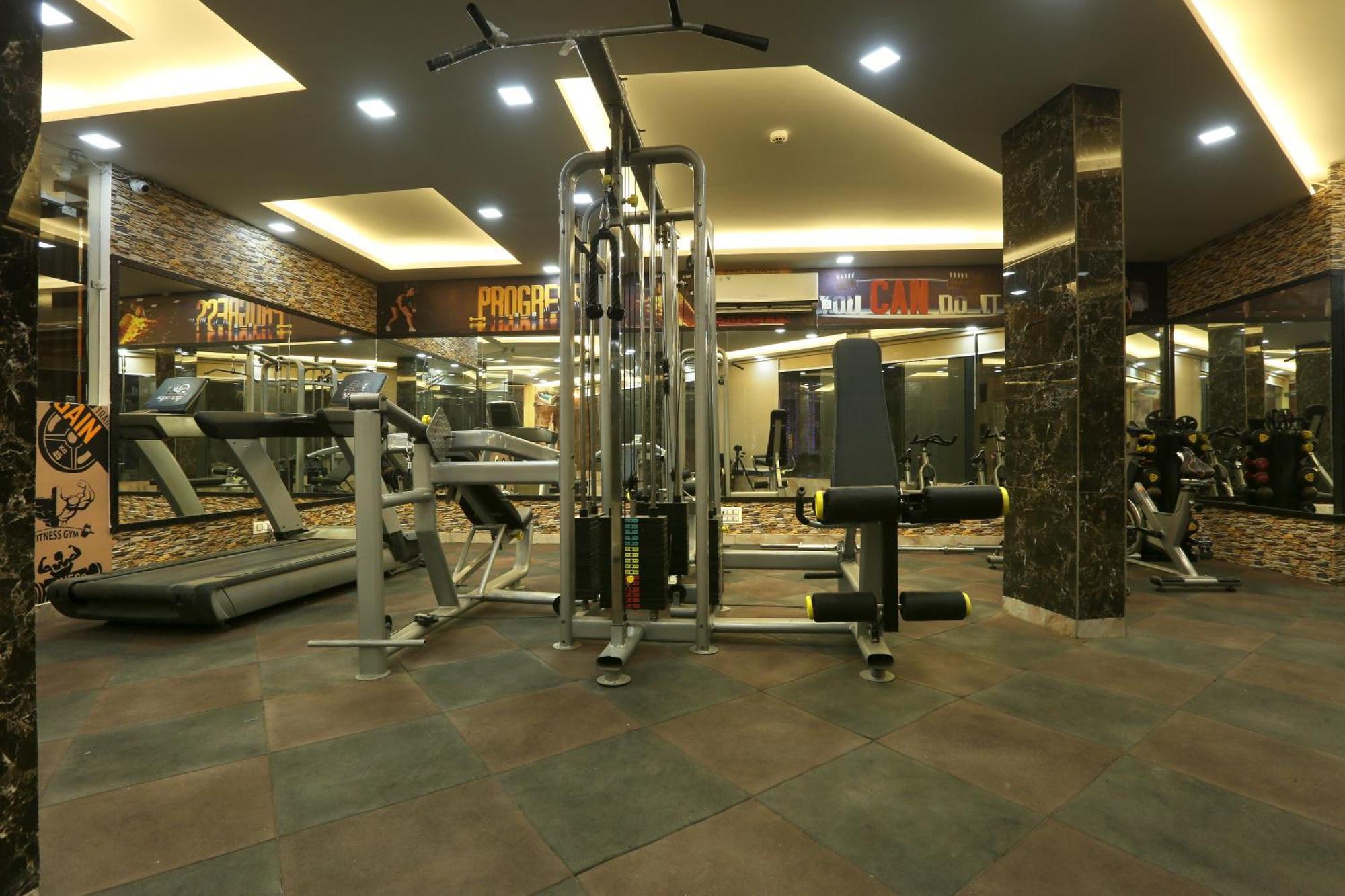 Hotel Prithvi-Raj Near Delhi Airport New Delhi Bagian luar foto