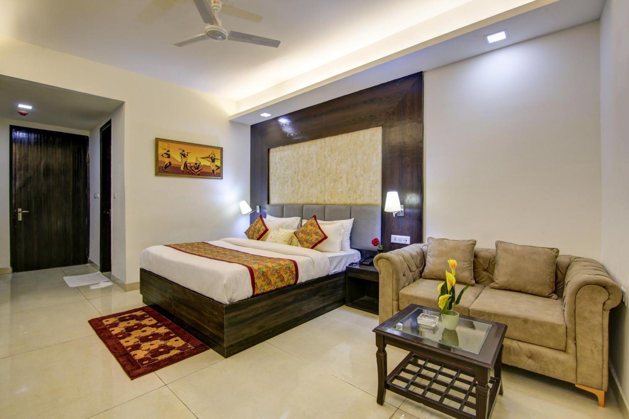 Hotel Prithvi-Raj Near Delhi Airport New Delhi Bagian luar foto