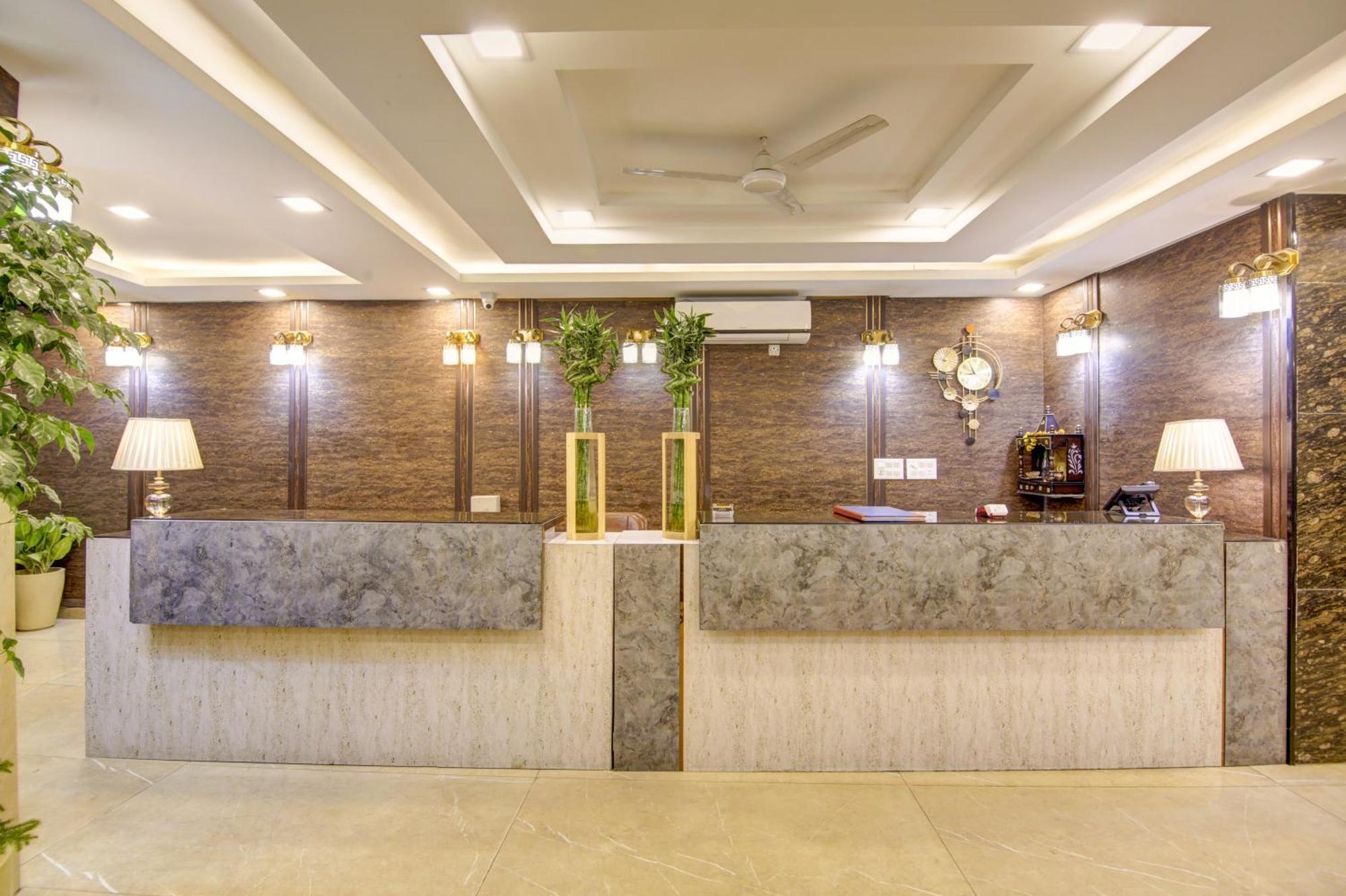 Hotel Prithvi-Raj Near Delhi Airport New Delhi Bagian luar foto