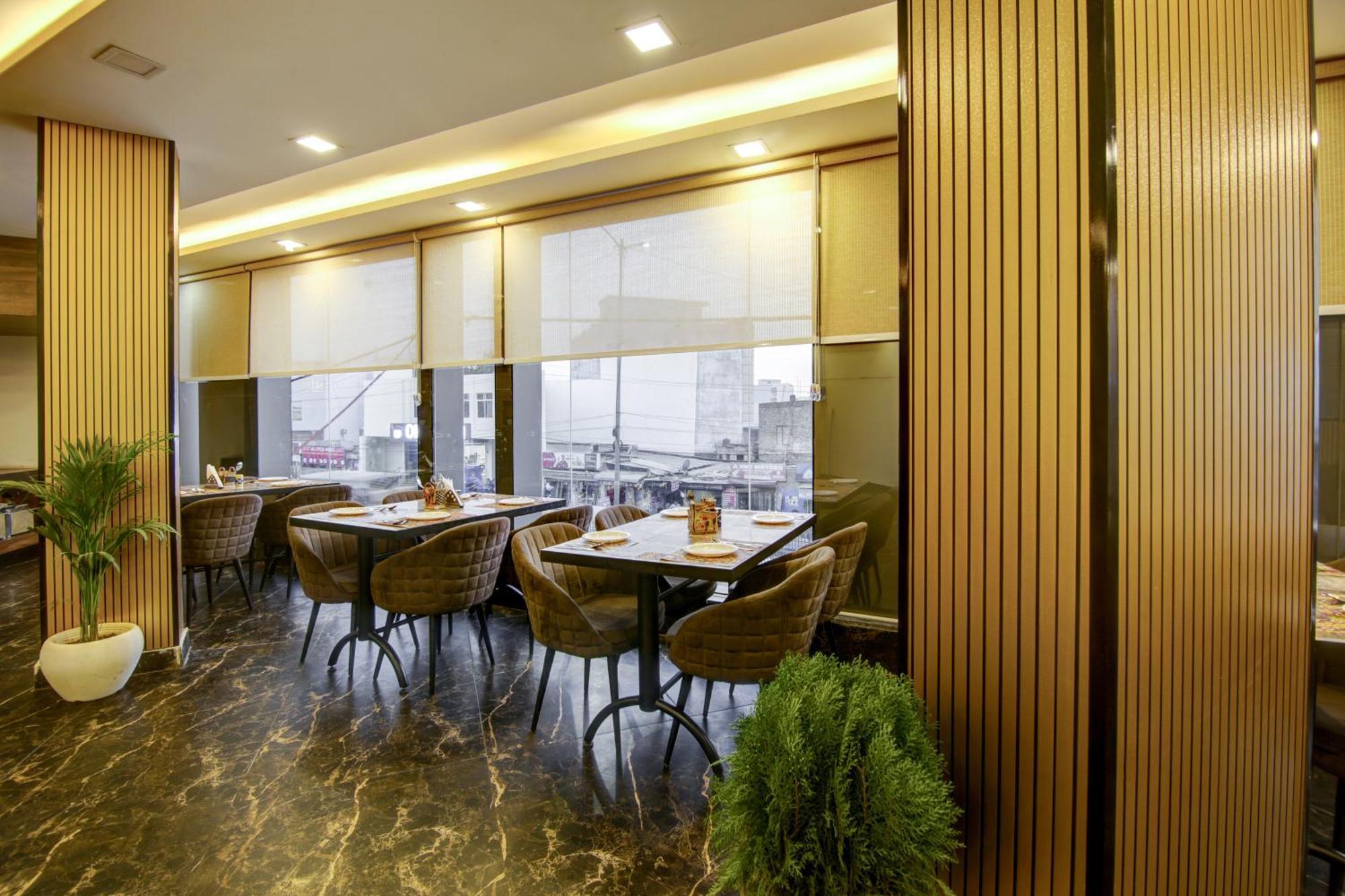 Hotel Prithvi-Raj Near Delhi Airport New Delhi Bagian luar foto