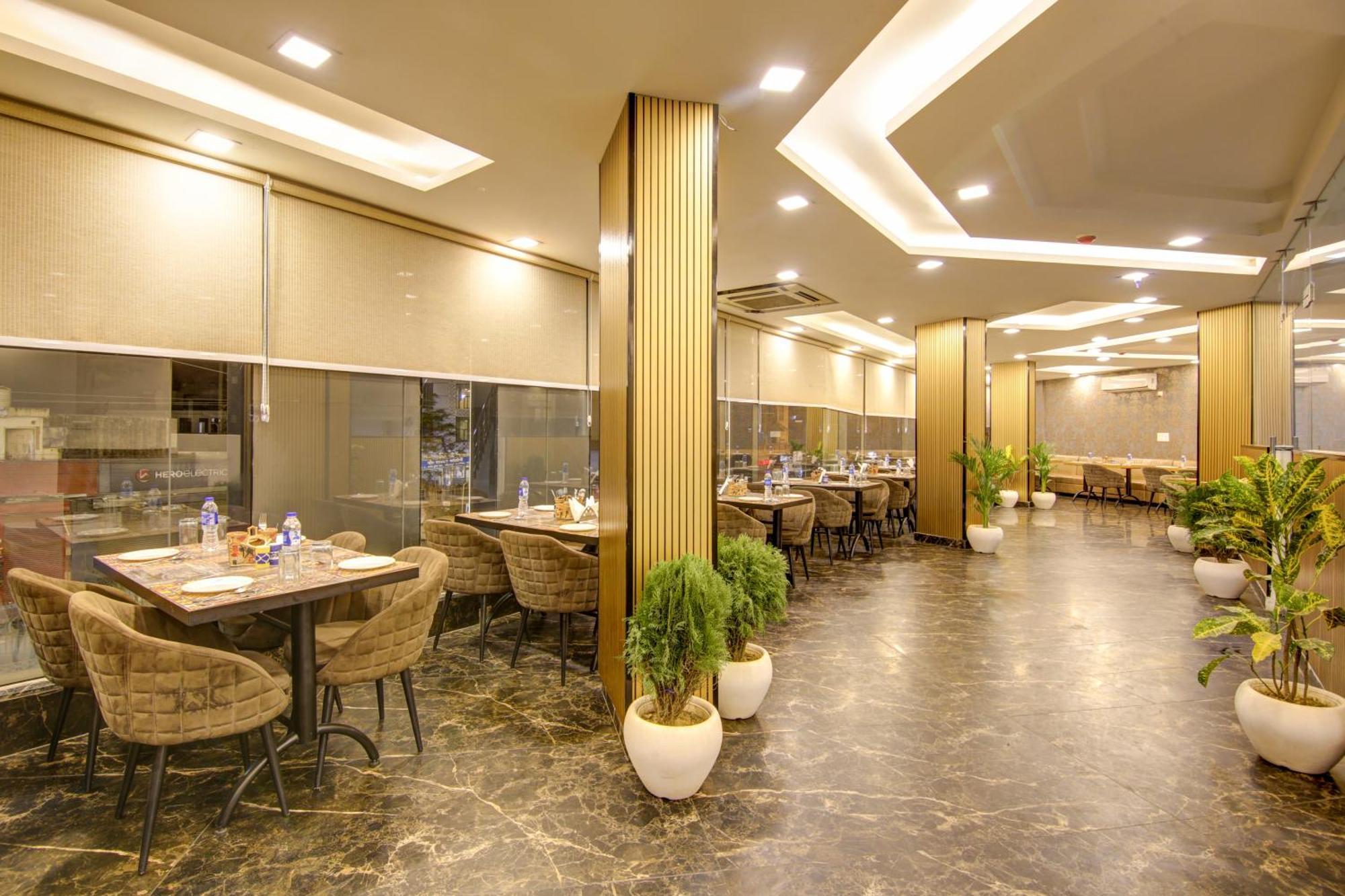 Hotel Prithvi-Raj Near Delhi Airport New Delhi Bagian luar foto