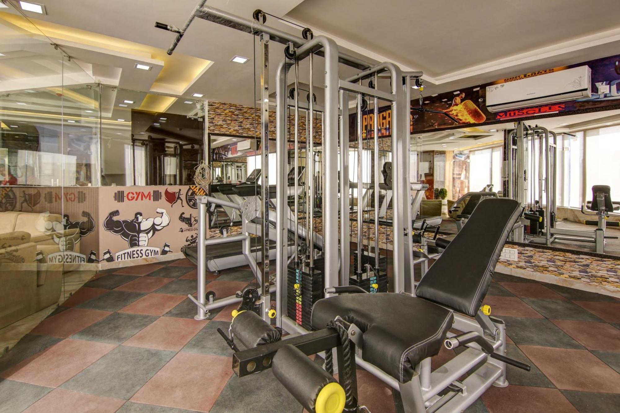Hotel Prithvi-Raj Near Delhi Airport New Delhi Bagian luar foto