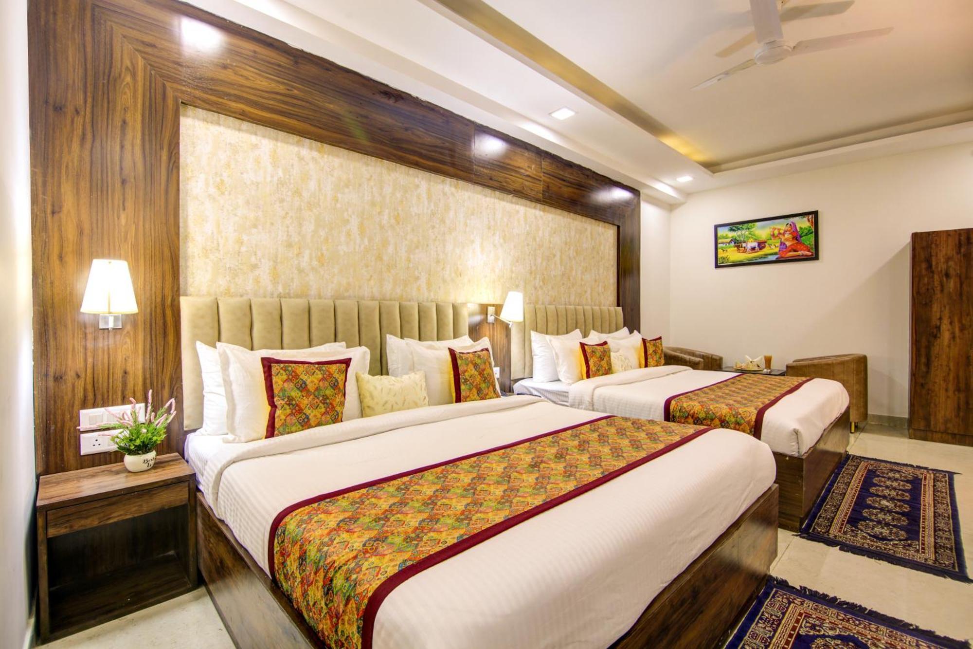 Hotel Prithvi-Raj Near Delhi Airport New Delhi Bagian luar foto