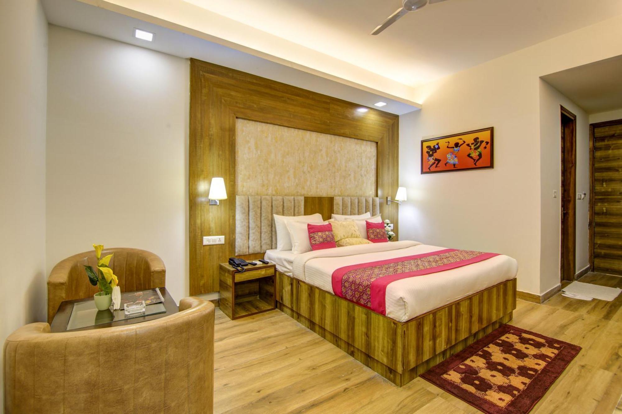 Hotel Prithvi-Raj Near Delhi Airport New Delhi Bagian luar foto