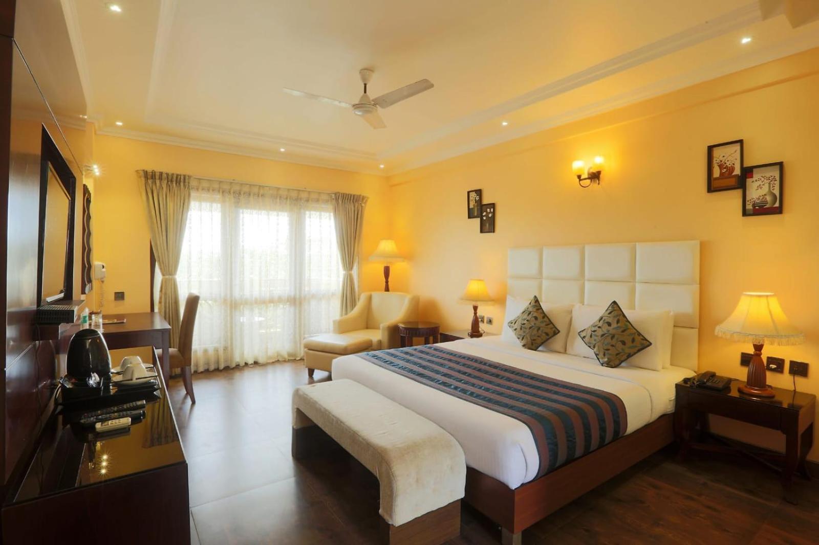 Hotel Prithvi-Raj Near Delhi Airport New Delhi Bagian luar foto