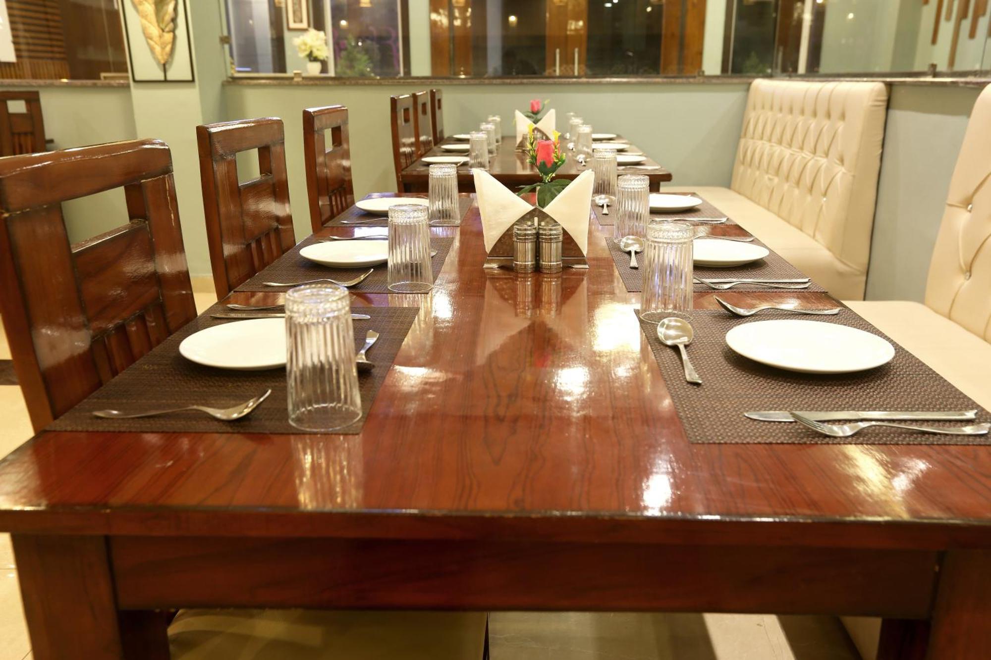 Hotel Prithvi-Raj Near Delhi Airport New Delhi Bagian luar foto